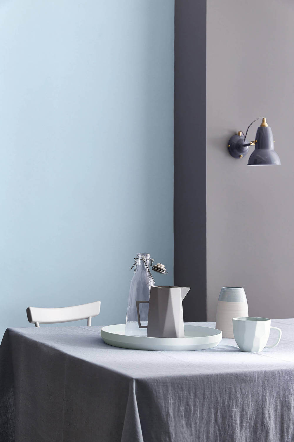 Little Greene Absolute Matt Emulsion Pale Wedgewood 249 PaintGreene.nl